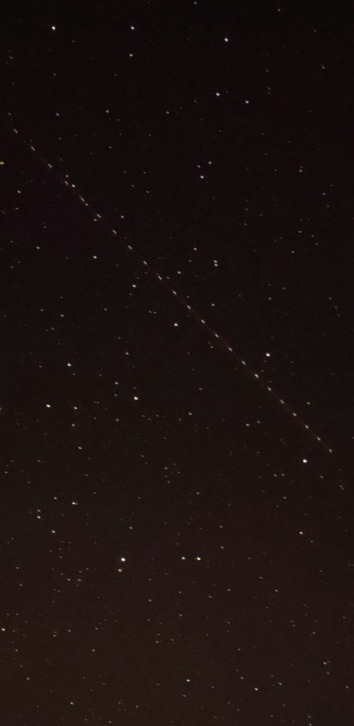 Imatge dels Satèl·lits Starlink al cel